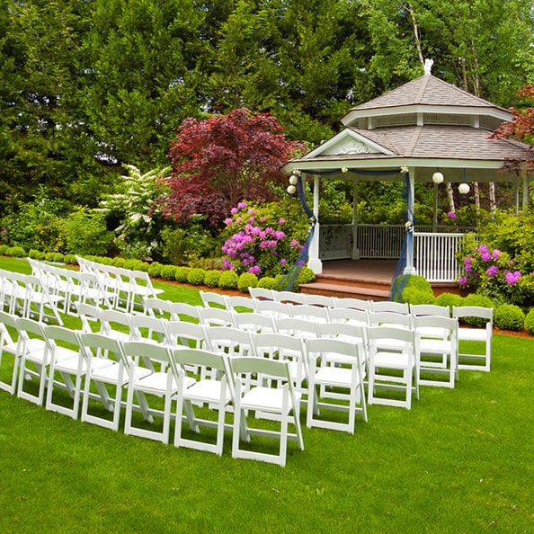 our wedding & event trailers can accommodate various group sizes, with options for multiple trailers to suit larger events
